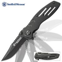 19-SWA24S - Smith &amp; Wesson Extreme Ops Pocket Knife Serrated