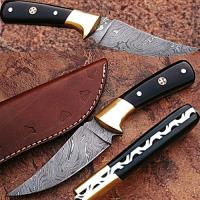 DM-1418 - Custom Damascus Steel Hunting Knife with Buffalo Horn