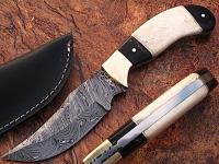 DM-2165 - WHITE DEER Clip Point Damascus Steel Hunting Knife Buffalo Horn Handle